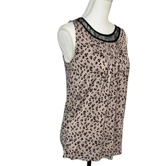 LOFT size M EUC leopard tank with lace accent - Picture 3 of 8